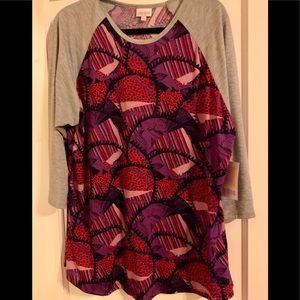 LulaRoe “ Randy” shirt size 3xl